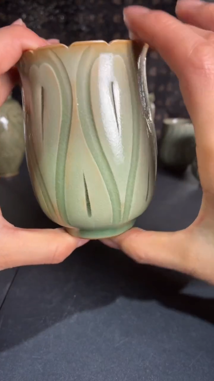 耀州窑仰山微瑕大口沿裂玲珑杯