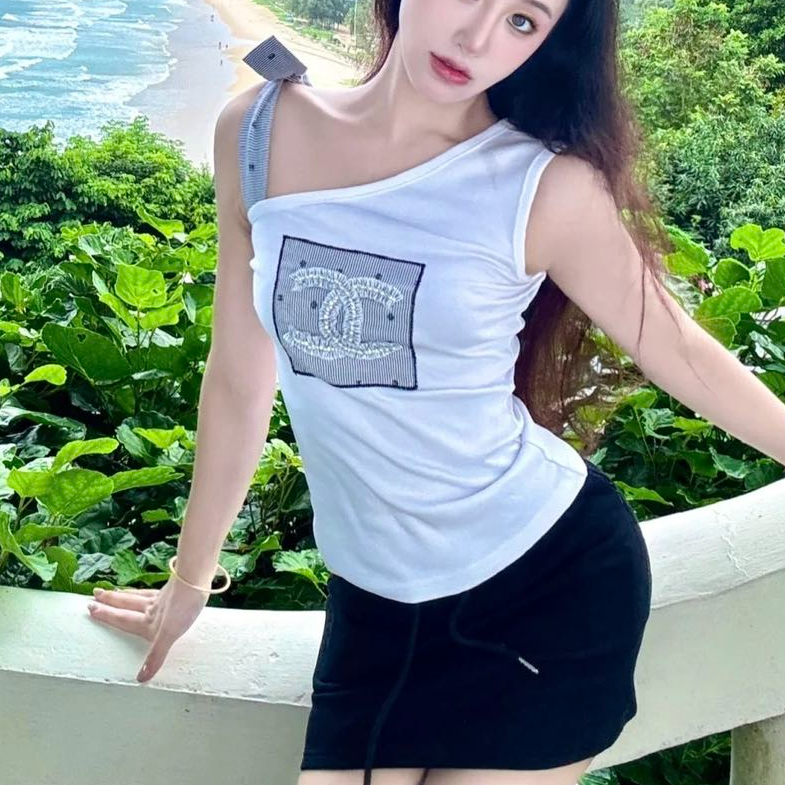 99新 Chanel/香奈儿 24P珍珠logo单肩蝴蝶结绑带白色上衣  34码 