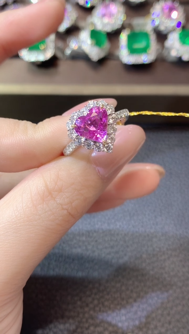 【闪购商品】彩色蓝宝石戒指18K金镶嵌D123
