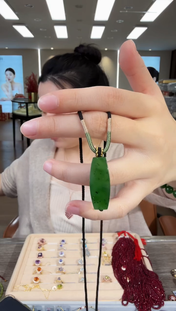 颈饰未镶嵌和田玉11