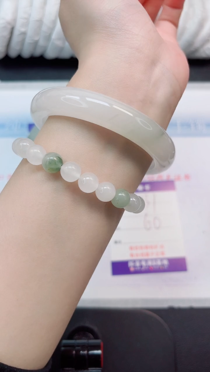 【闪购商品】石英质玉手镯未镶嵌331#60