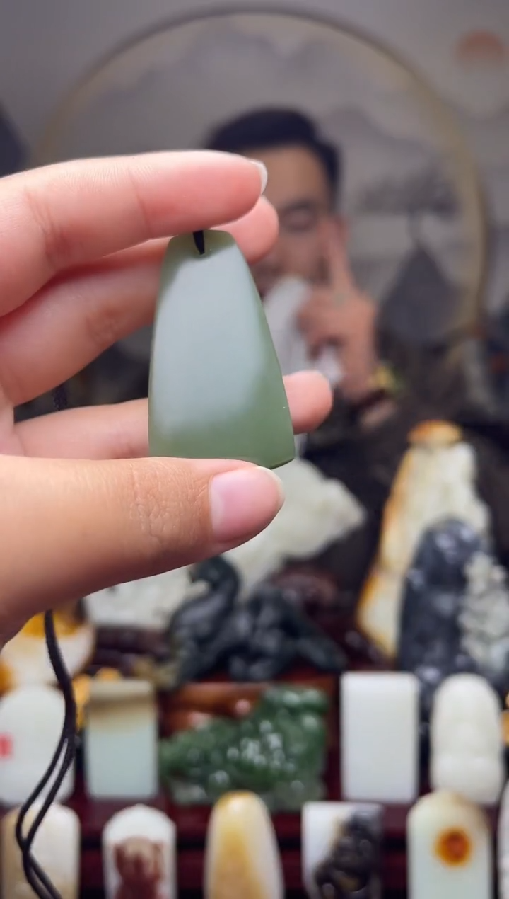 【闪购商品】和田玉吊坠未镶嵌110