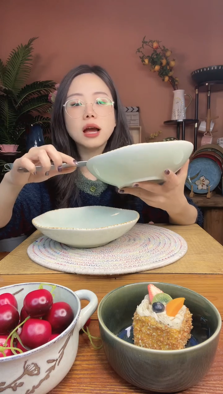 陶瓷8.3英寸异形不规则深盘 2件 微瑕疵