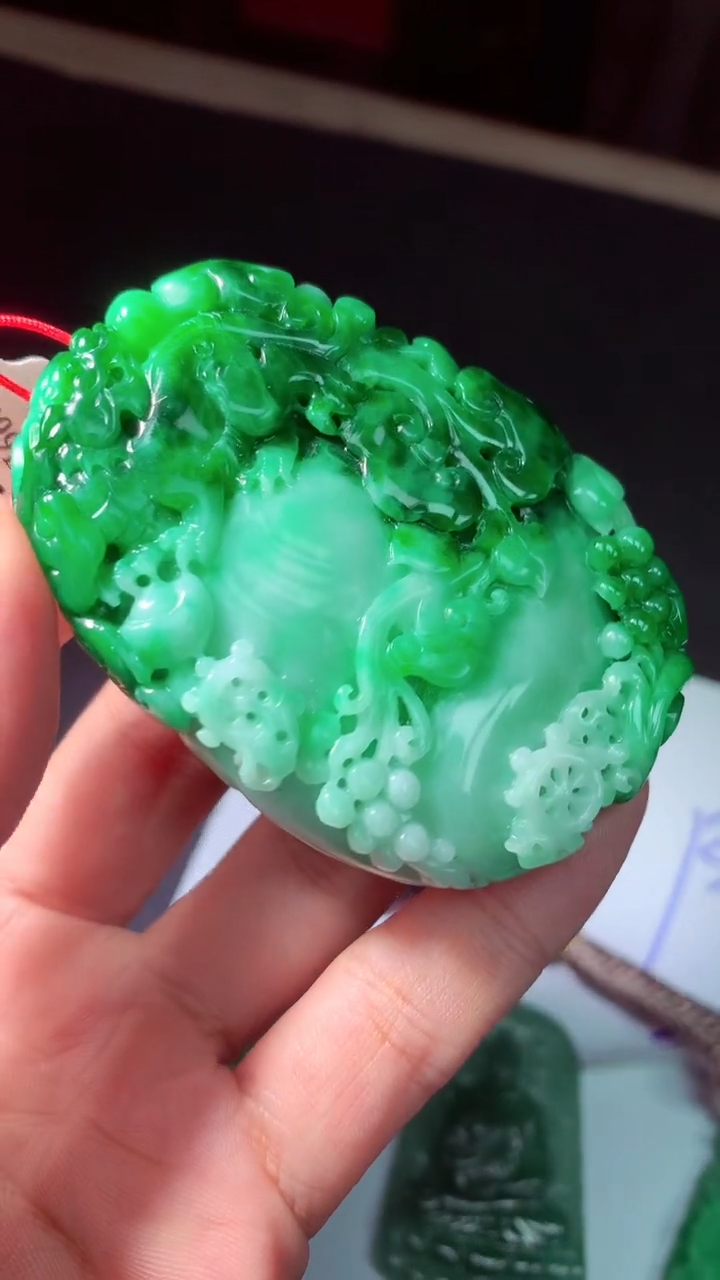 【闪购商品】定制翡翠未镶嵌多样性发货拍一发一