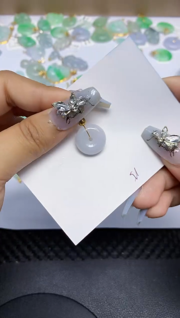 翡翠未镶嵌颈饰天然翡翠A货 