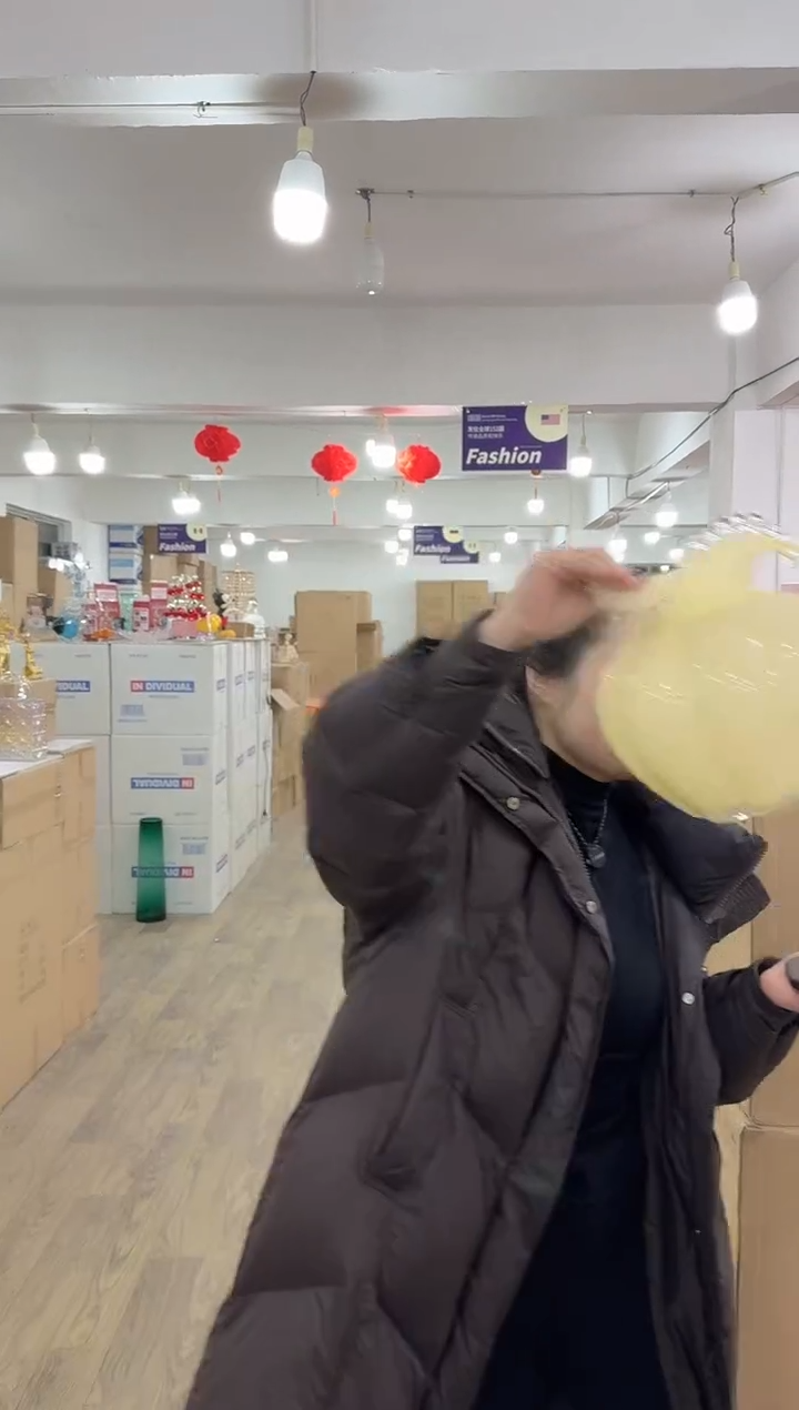 【闪购商品】无铅玻璃甄选花器-a-早50