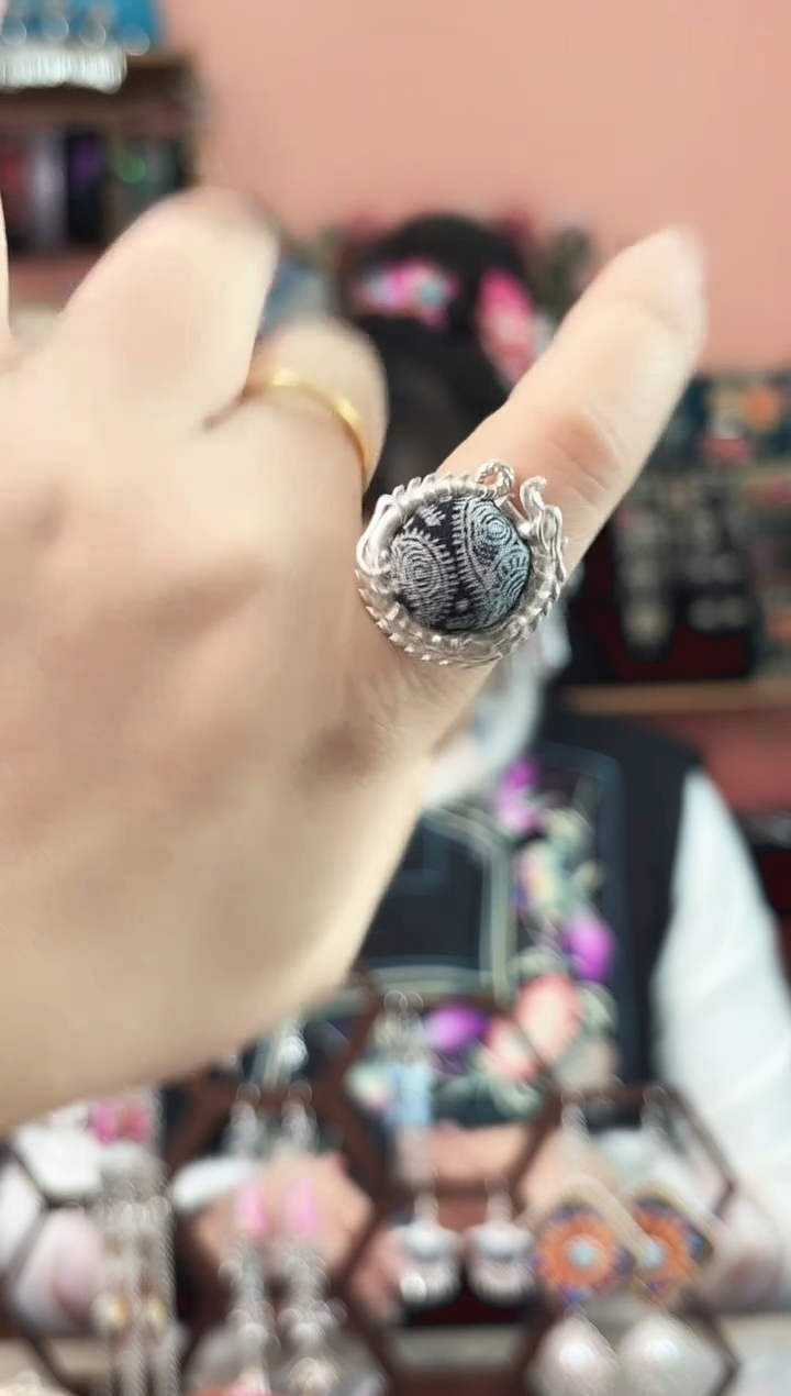 艺枝独绣手工饰品94