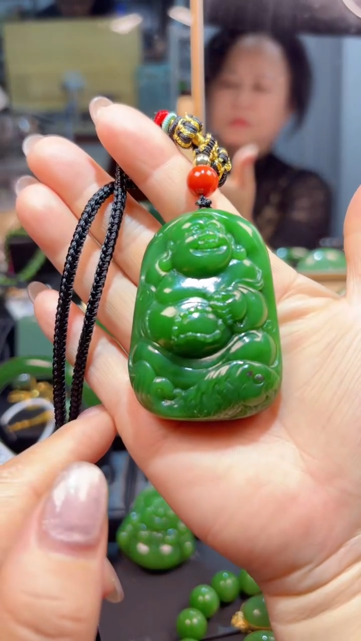 【闪购商品】和田玉（碧玉）未镶嵌颈饰1