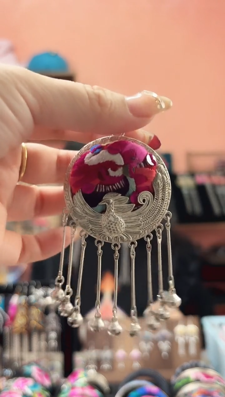 织绣艺枝独绣手工饰品12