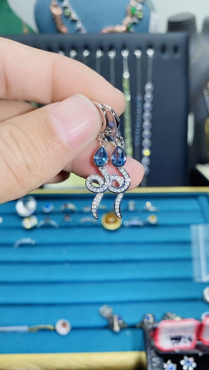 【闪购商品】托帕石耳饰银S925镶嵌12121