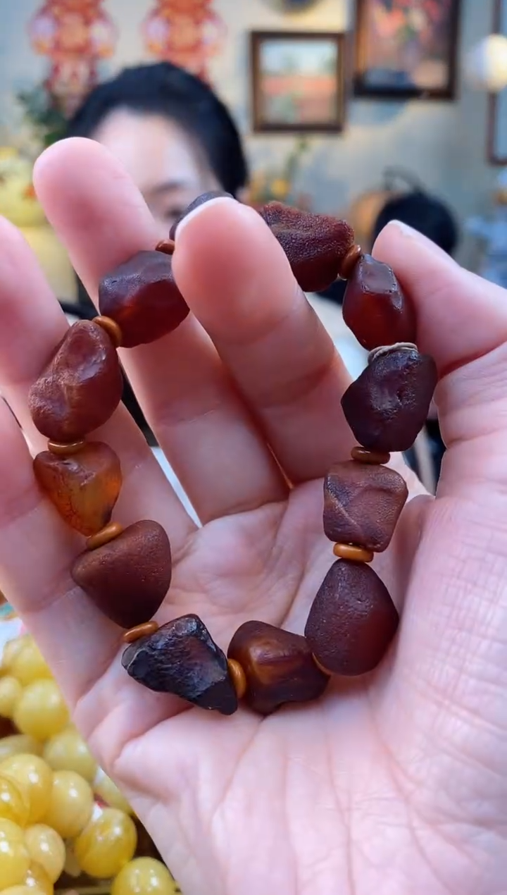 【闪购商品】琥珀手串未镶嵌手串