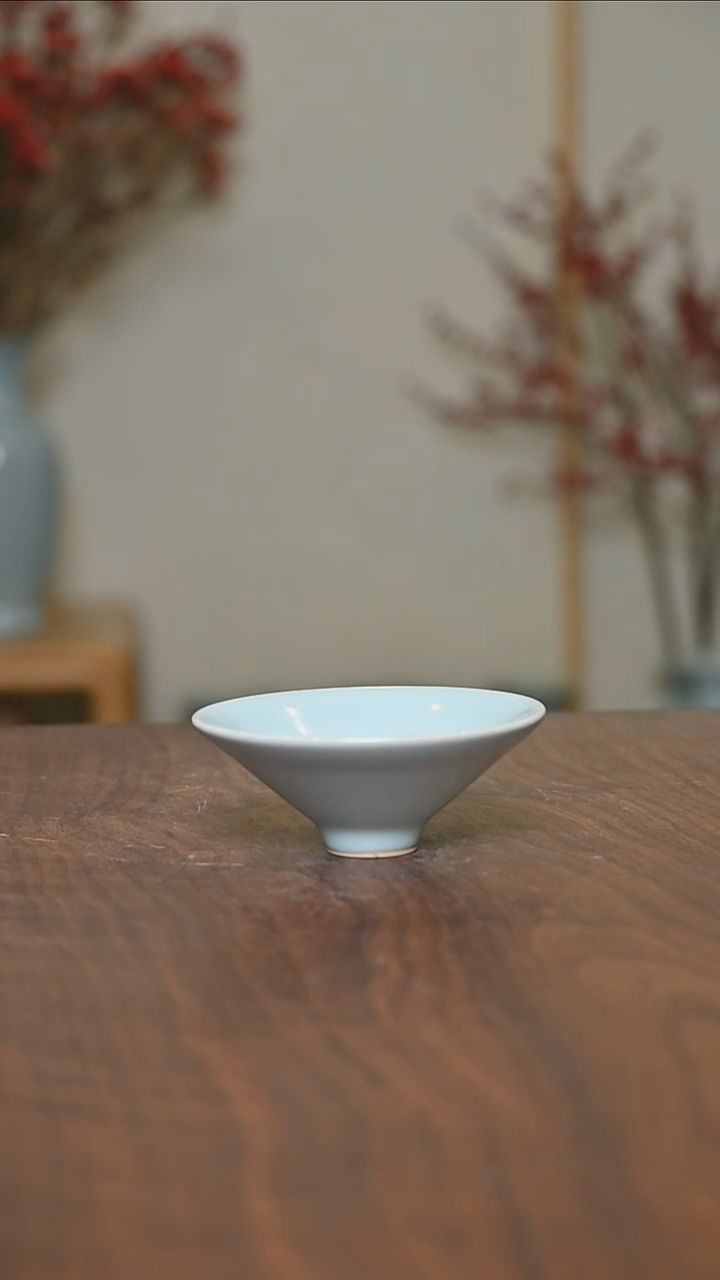 【闪购商品】其他天青釉朱法喜款斗笠杯35毫升一级