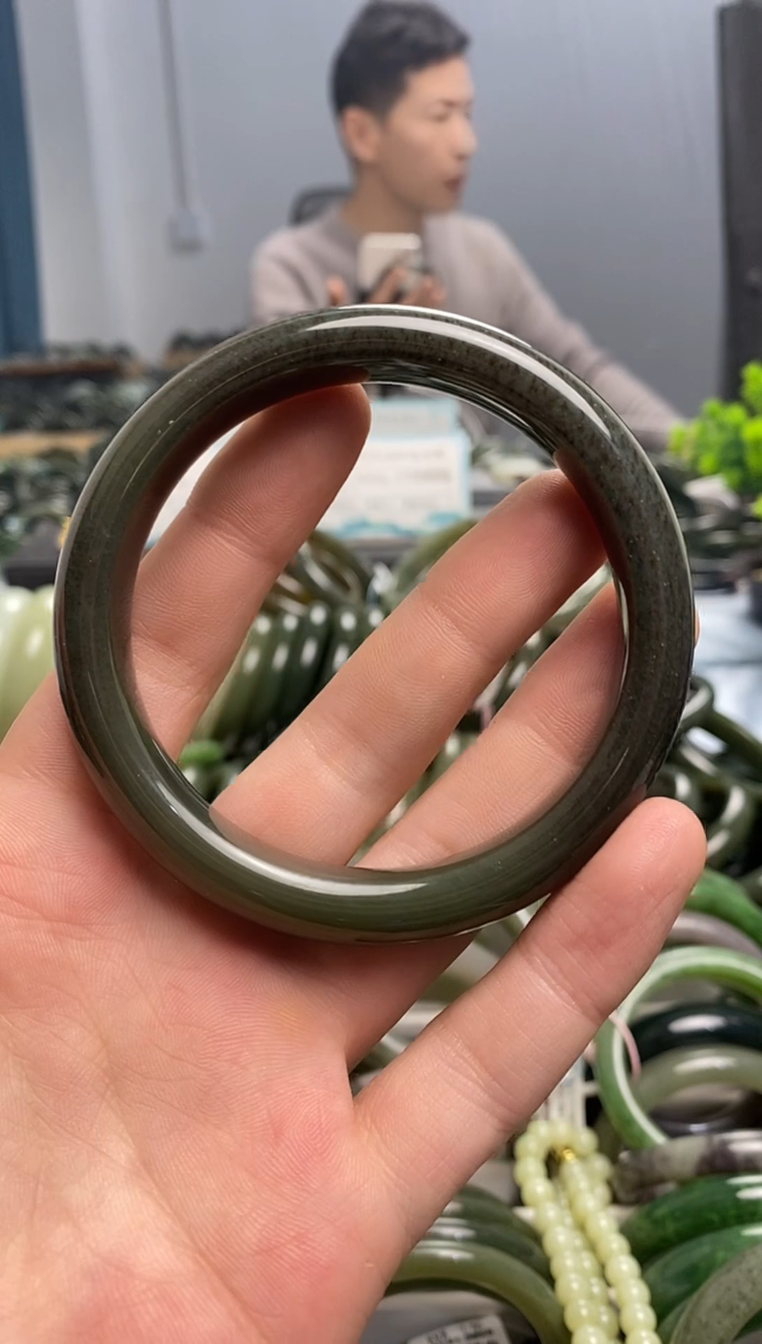 未镶嵌手镯和田玉62.4