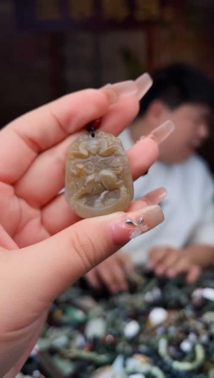 【闪购商品】和田玉颈饰未镶嵌多样性发一