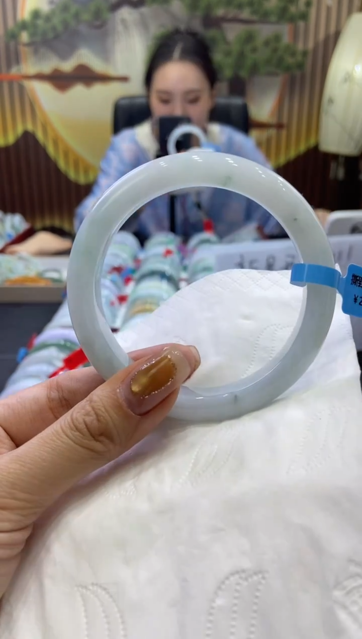 未镶嵌手镯翡翠0004670