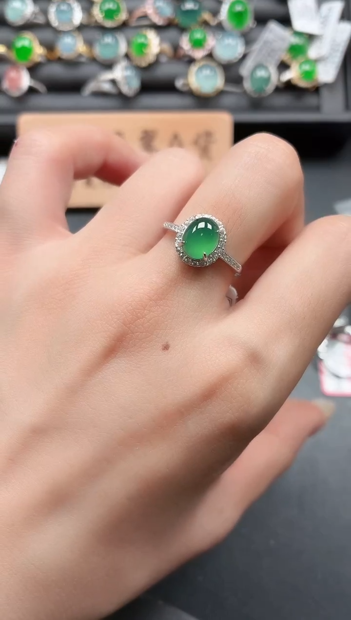 银S925镶嵌戒指翡翠1111