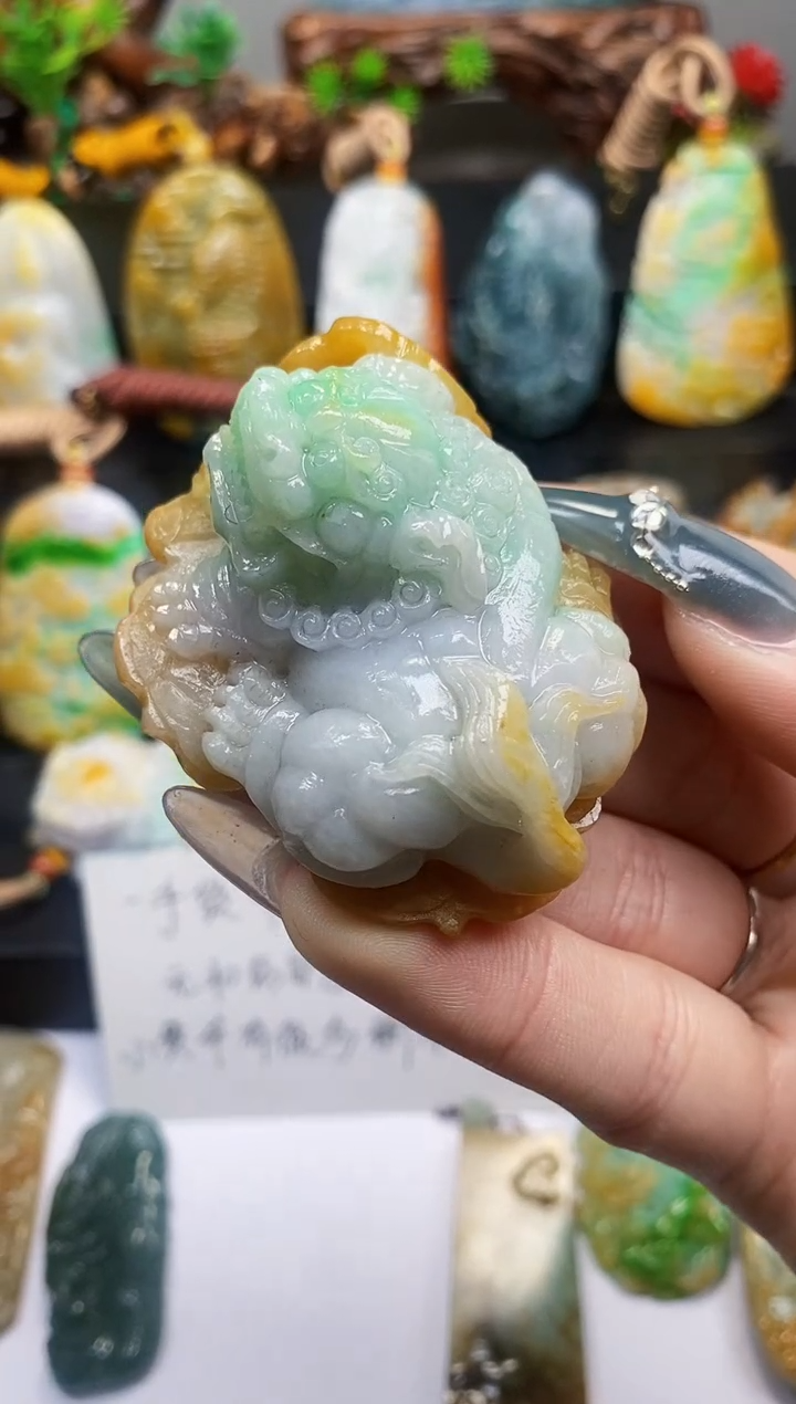 【闪购商品】定制翡翠未镶嵌A货翡翠