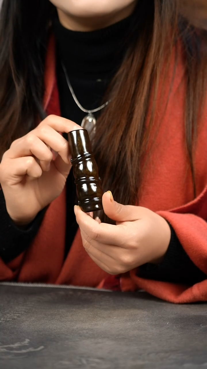 【闪购商品】金丝楠木雕满花精工竹节把玩440