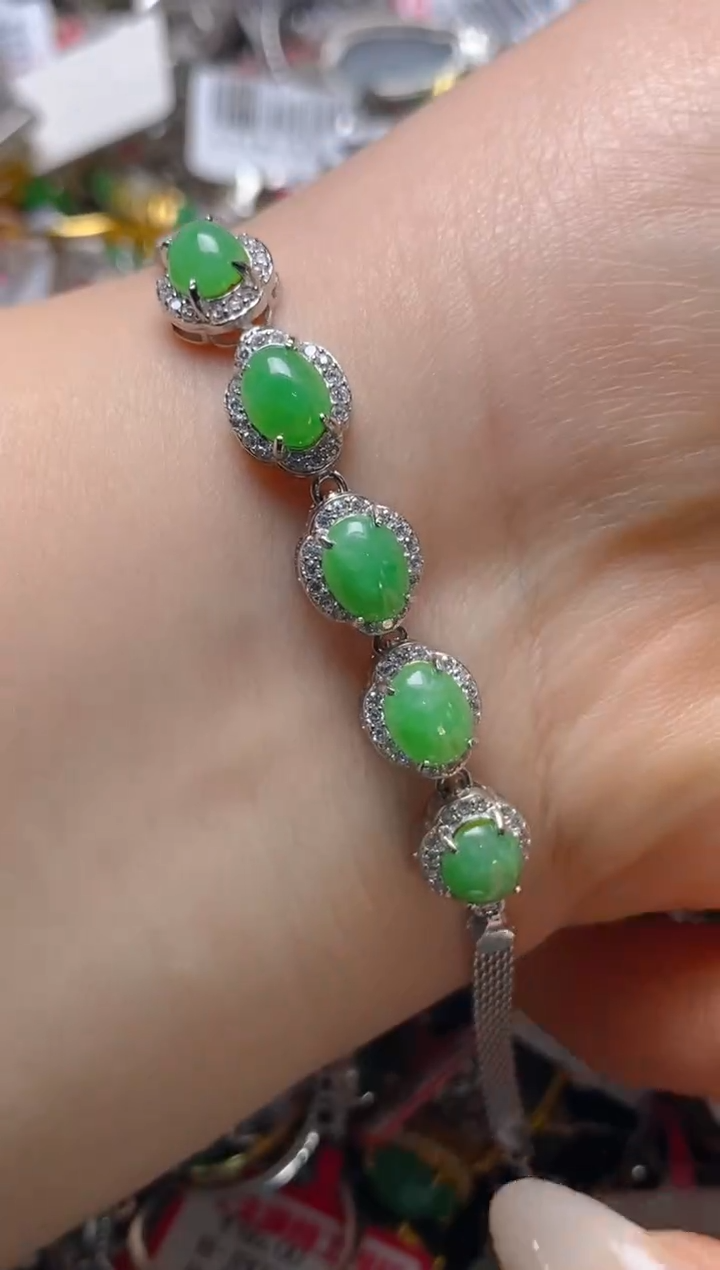 银S925镶嵌戒指翡翠百内无证书