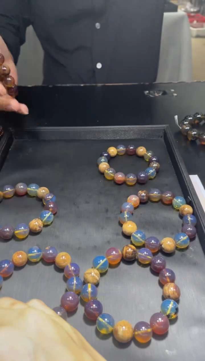 【闪购商品】琥珀手串未镶嵌-23HDJT0126532多样性发其一