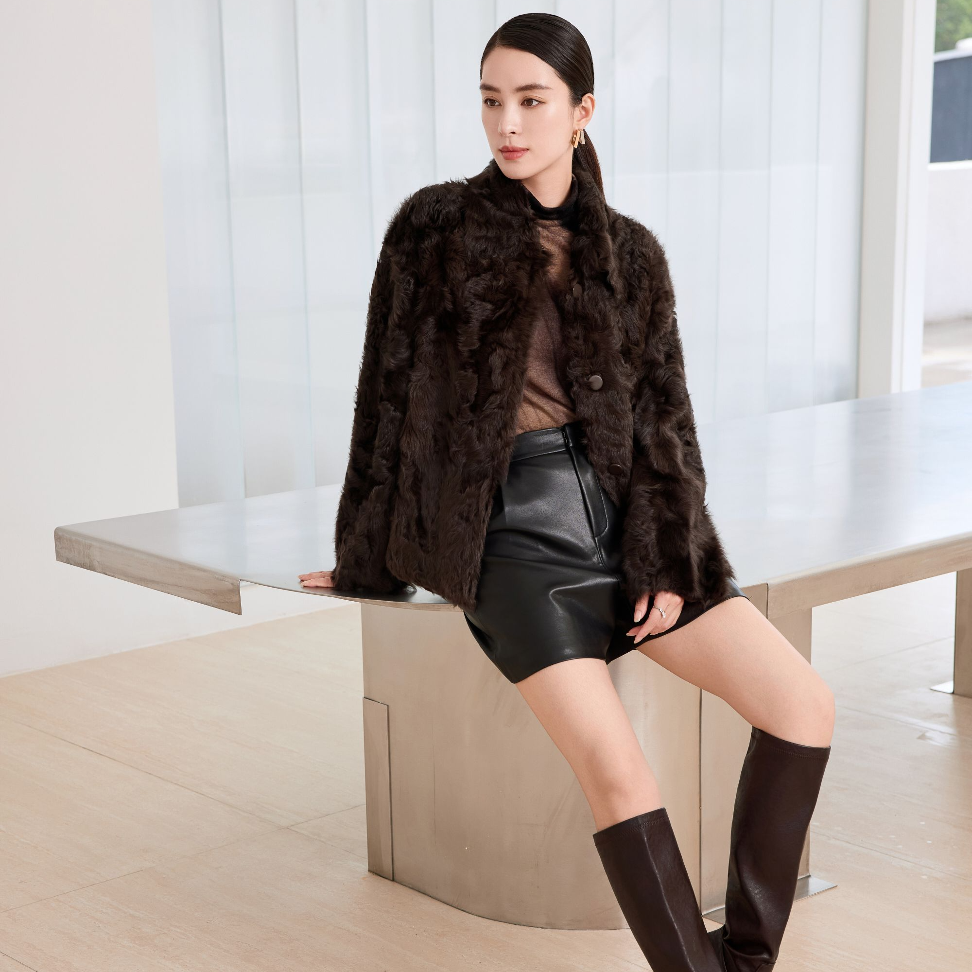 赢智尚小H型短款裘皮外套女高档保暖秋冬新款老钱风ZS00023