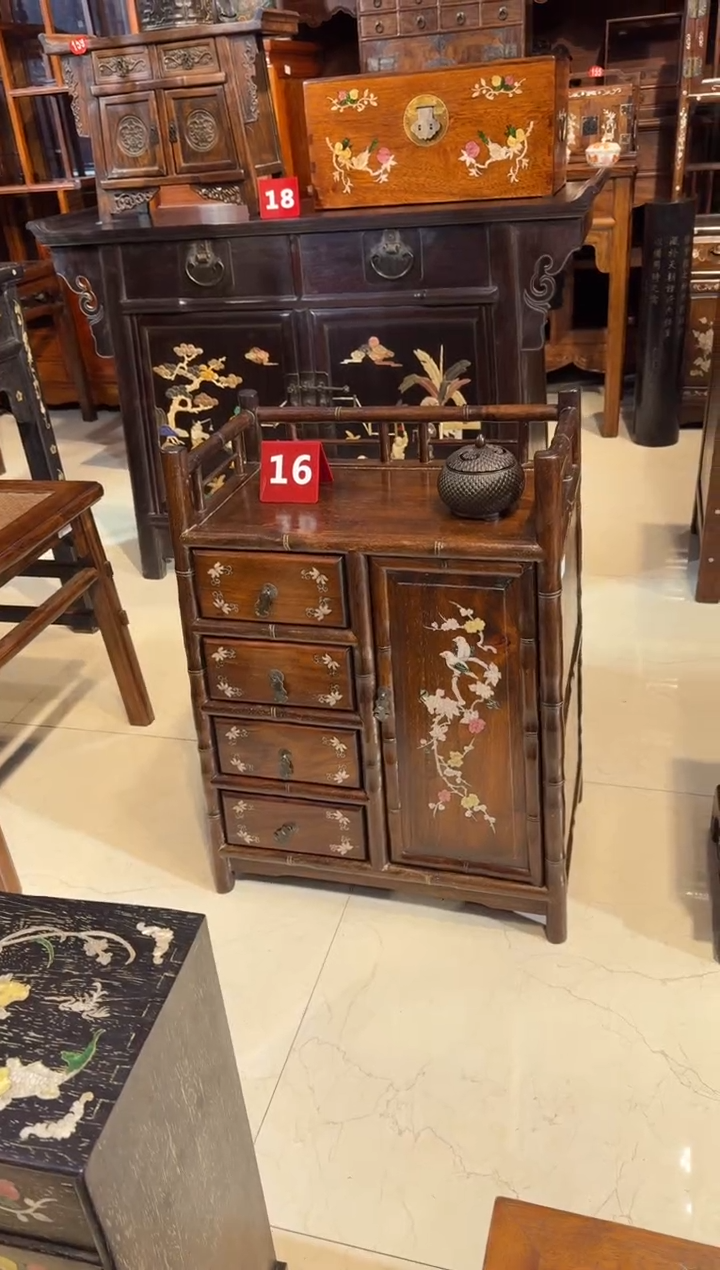 木木头款四抽屉圆角柜1980.8888