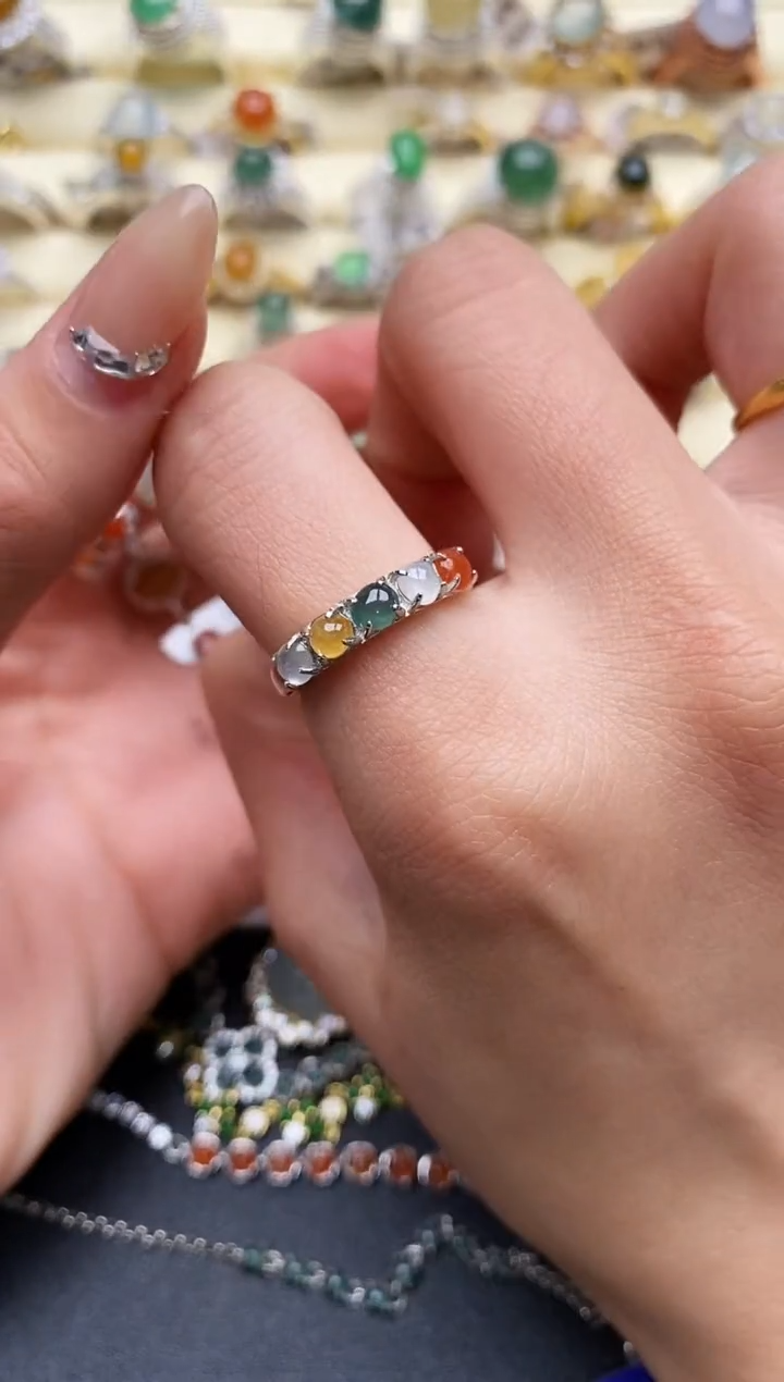 【闪购商品】翡翠戒指银S925镶嵌5555555+8