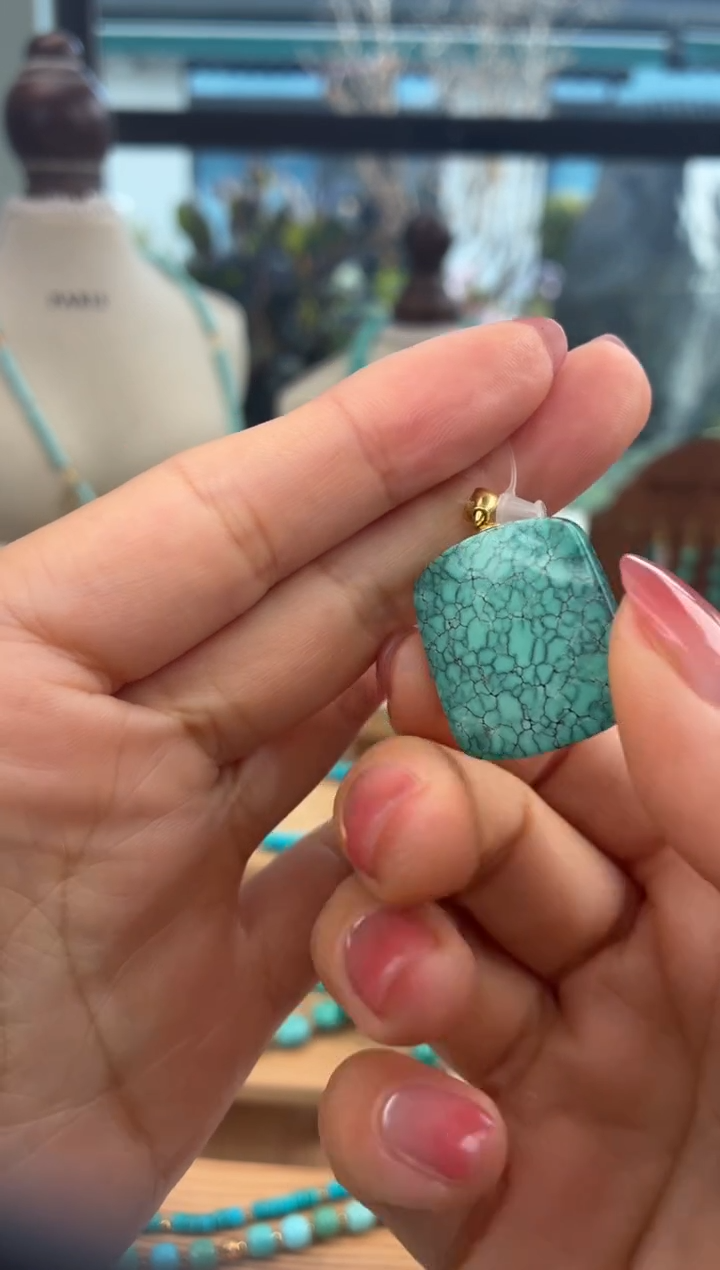 18K金镶嵌绿松石吊坠(不含链)1