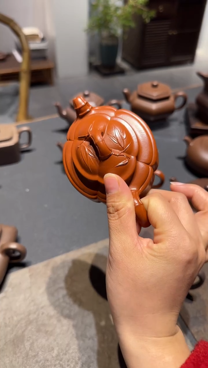 【闪购商品】紫砂茶壶腰圆海棠双线竹鼓