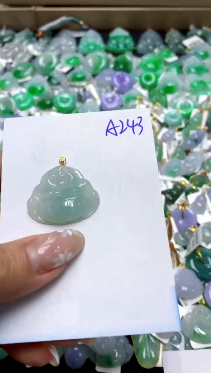 【闪购商品】翡翠颈饰18K金镶嵌1111111111111111