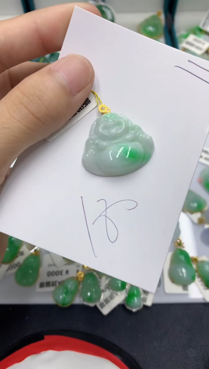 【闪购商品】翡翠颈饰18K金镶嵌翡翠