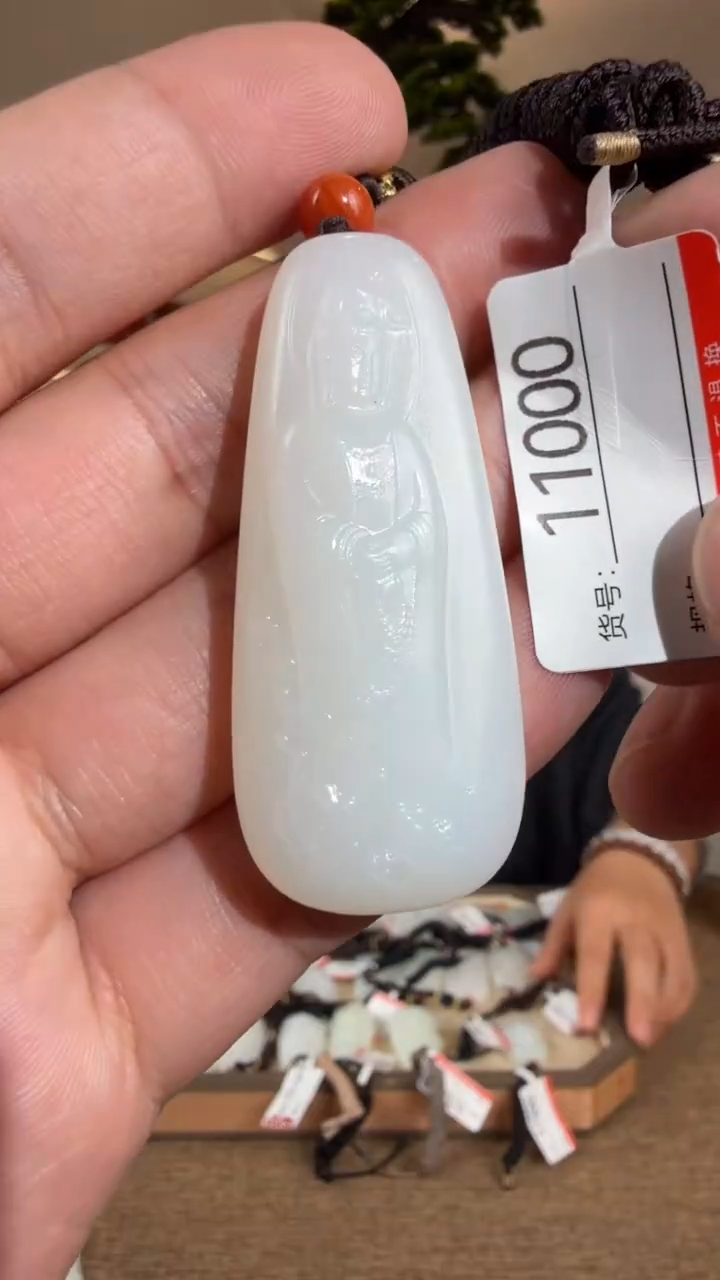 未镶嵌手串和田玉1