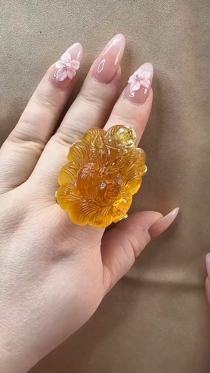 琥珀未镶嵌戒指戒指