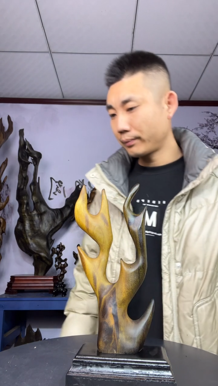 金丝楠木雕款南*洲金丝楠木工艺品摆件