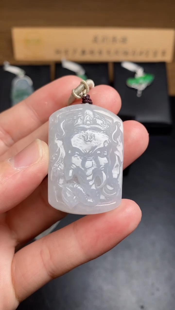 【闪购商品】翡翠颈饰未镶嵌翡翠