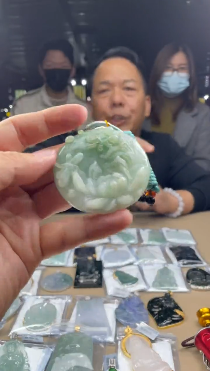【闪购商品】定制翡翠未镶嵌       3681