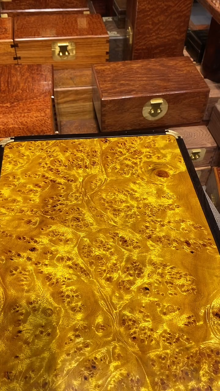 【闪购商品】香樟木木艺茶盘一个