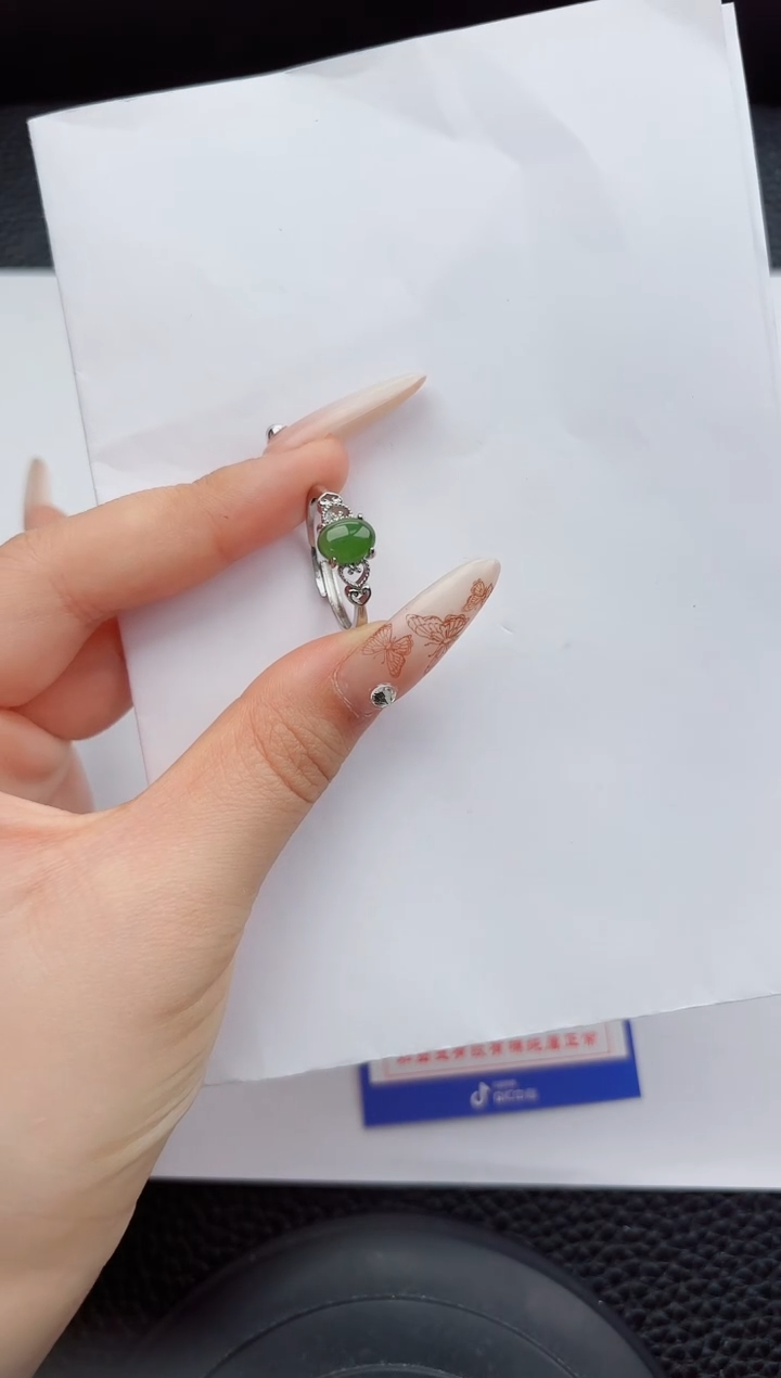 未镶嵌戒指和田玉嗨购微色差T