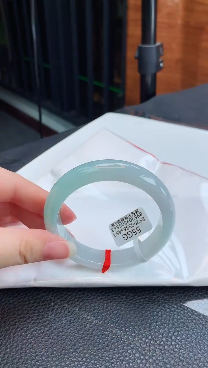 【闪购商品】翡翠手镯未镶嵌缅甸天然翡翠A货手镯