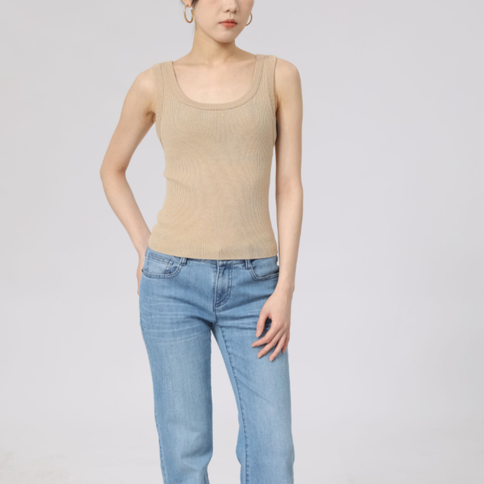 AMASS/阿玛施早春时尚质感简约领背心女538074