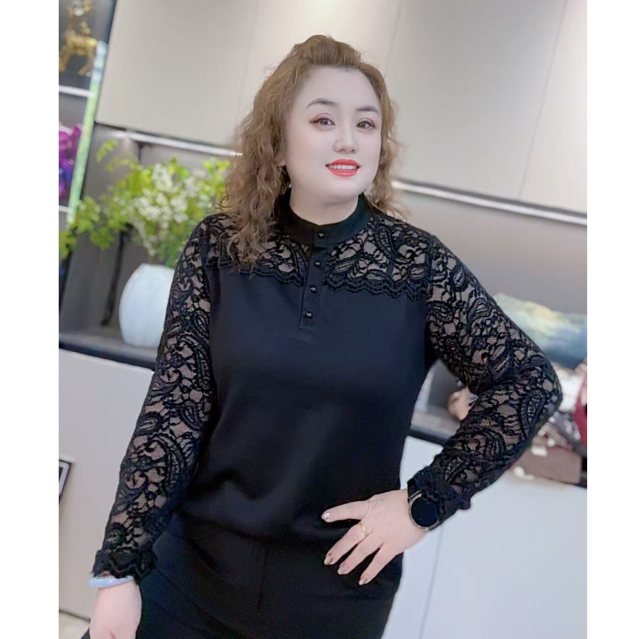 24032（丹姐家）蕾丝拼接上衣新款女法式显瘦修身气质百搭通勤上衣