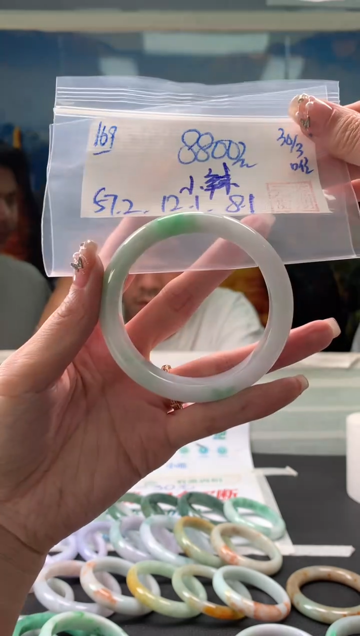 翡翠未镶嵌手镯翡翠手镯 下单联系小耳机#169