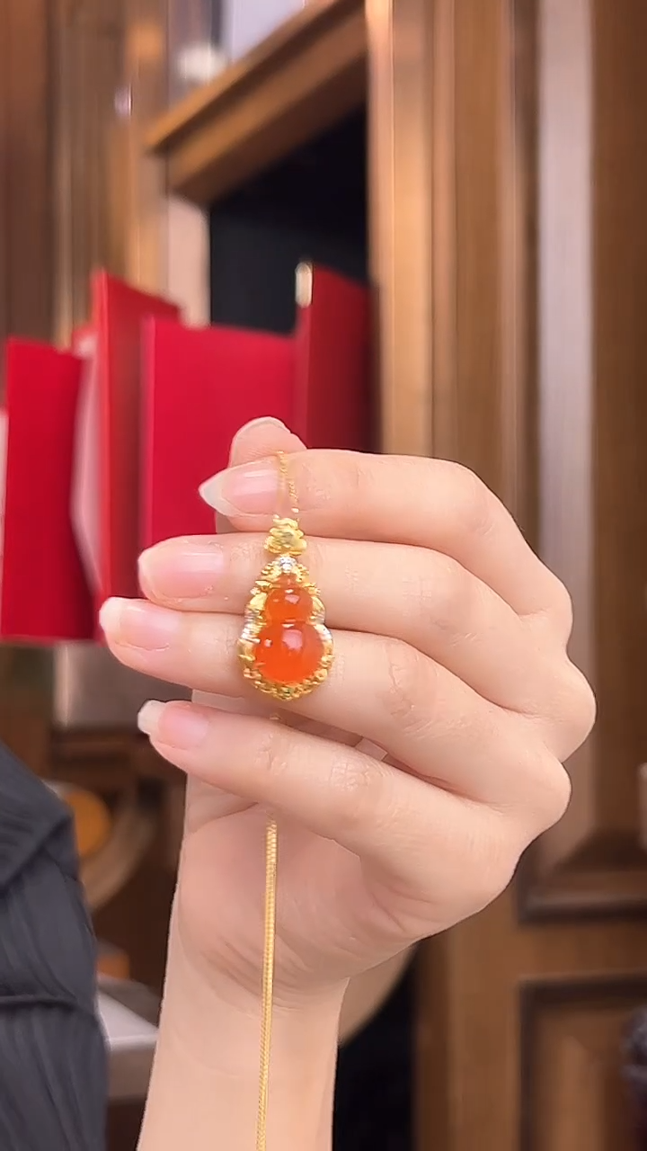 【闪购商品】南红玛瑙吊坠(不含链)18K金镶嵌南红吊坠