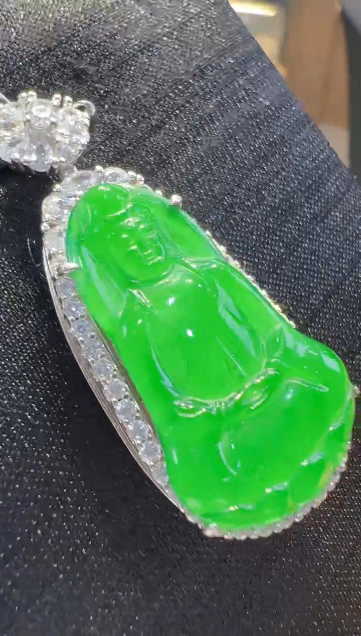 【闪购商品】翡翠吊坠(不含链)银S925镶嵌             