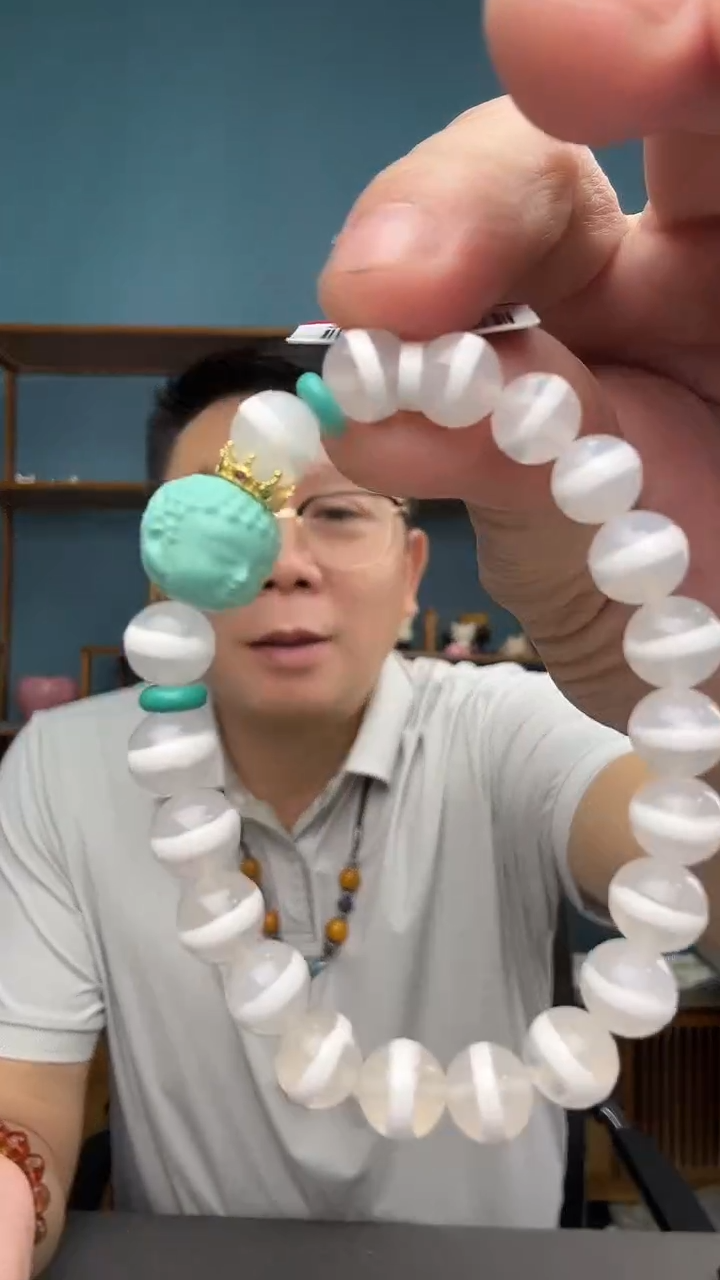 裸石琥珀未镶嵌24（有瑕介意勿拍）
