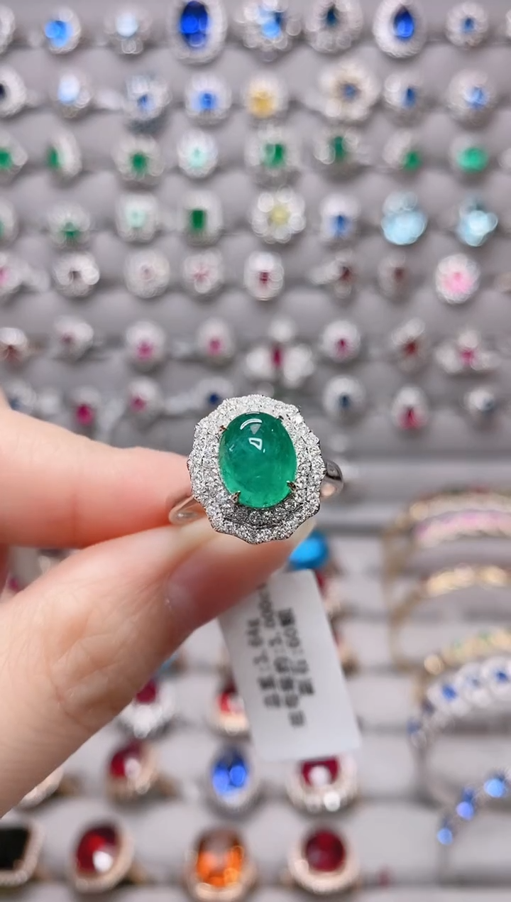 【闪购商品】祖母绿18K金戒指18K金镶嵌.