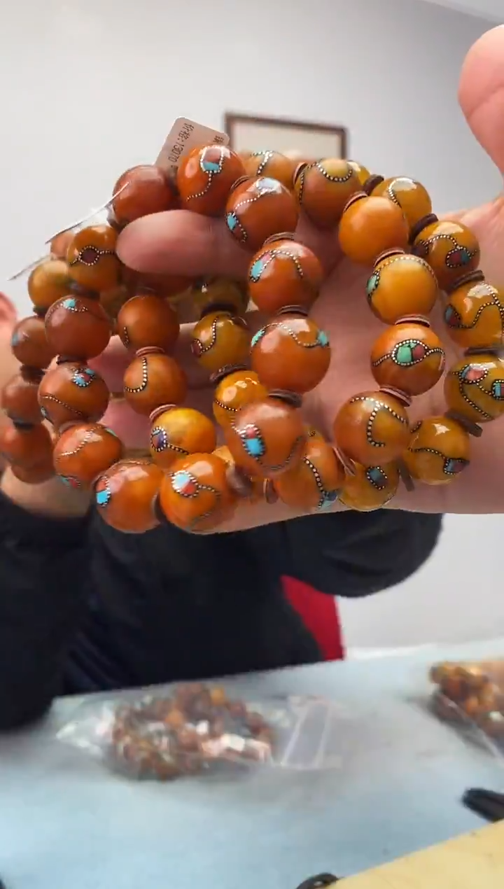 琥珀未镶嵌珠宝奇石假一罚十，多样性发一件042