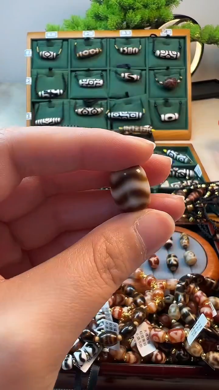 玛瑙/玉髓（覆膜）颈饰未镶嵌66（微瑕随机发货）