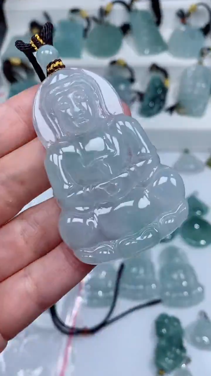 颈饰未镶嵌翡翠吊坠