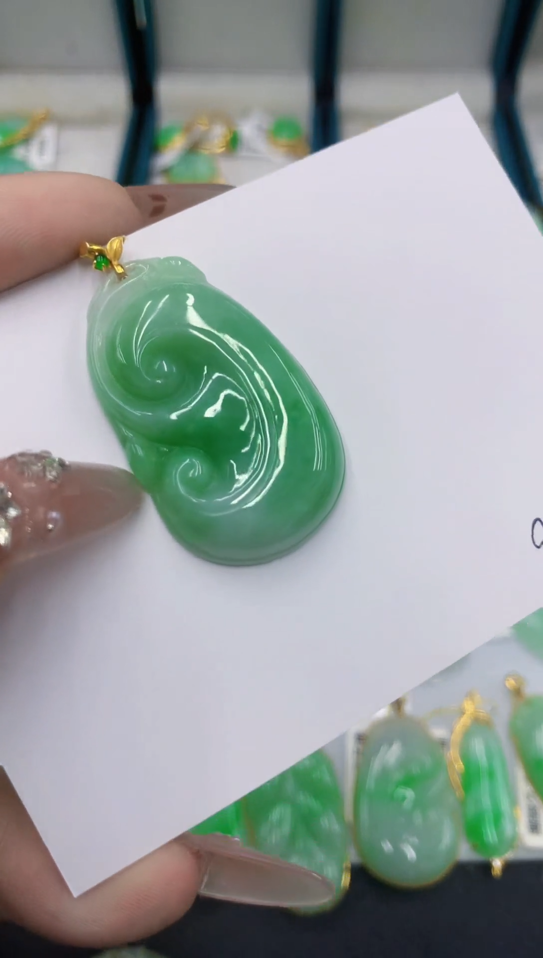 颈饰18K金镶嵌翡翠111111